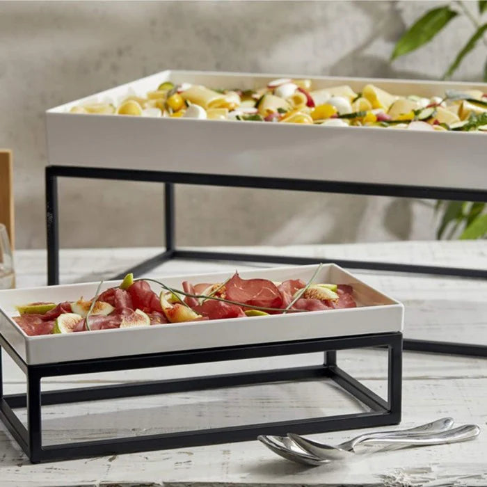 Mbajtese aus Metall für das Buffetfrühstück