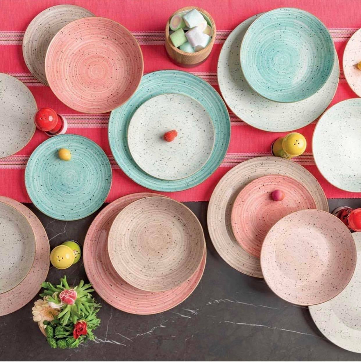 Set pjate 18cope  PORCELANI